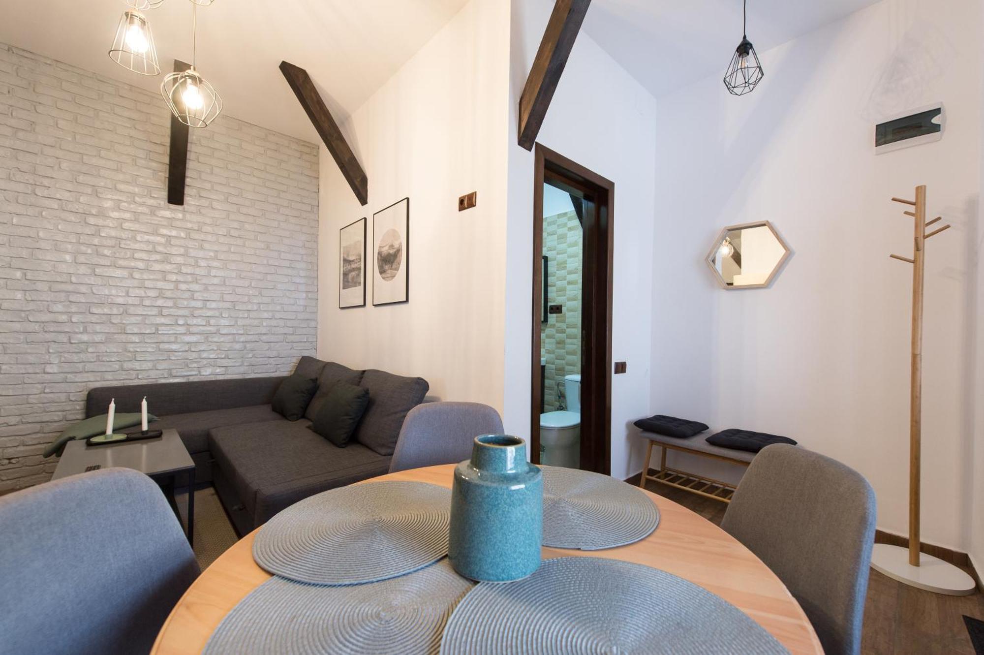 Lovely Brasov Flat With Patio And Mountain Views Exteriér fotografie